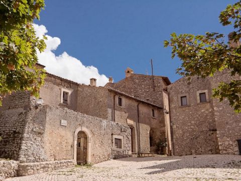 Santo Stefano di Sessanio | Cosa vedere e come visitare Santo Stefano di Sessanio