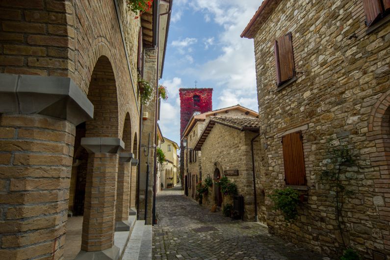 Frontino (PU) | Cosa vedere nel borgo marchigiano